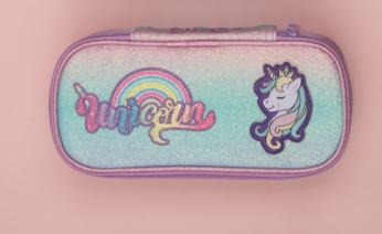 astuccio ovale linea swipe   magical unicorno